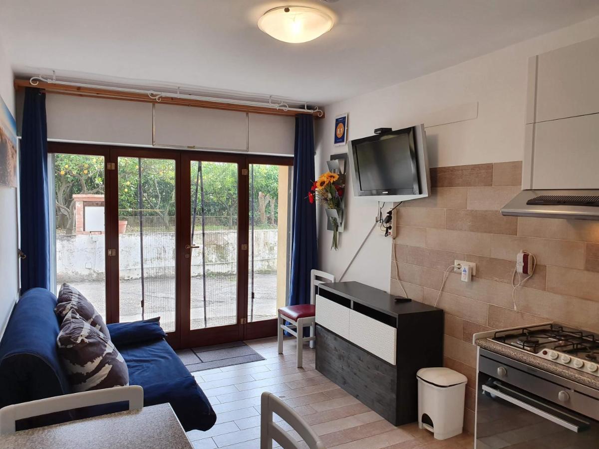 Casa Del Mare Apartment Формия Екстериор снимка